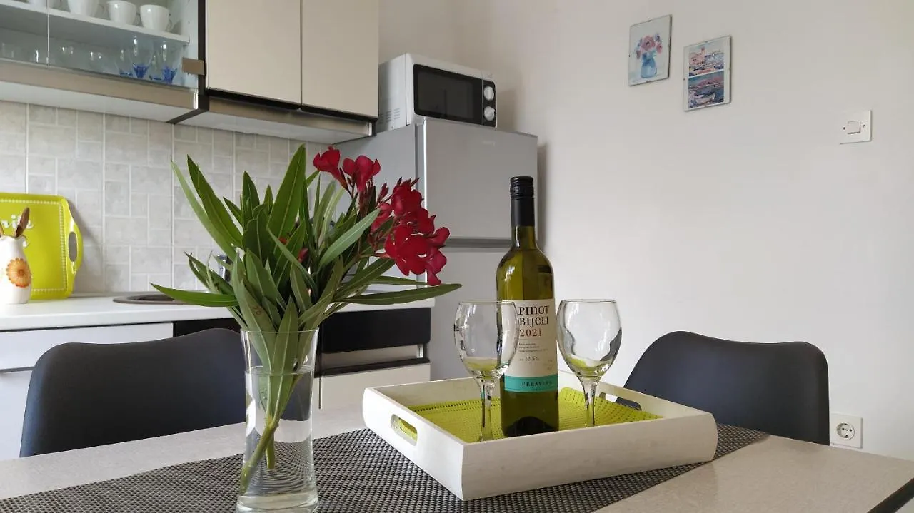 Gianna Apartment Vinez
